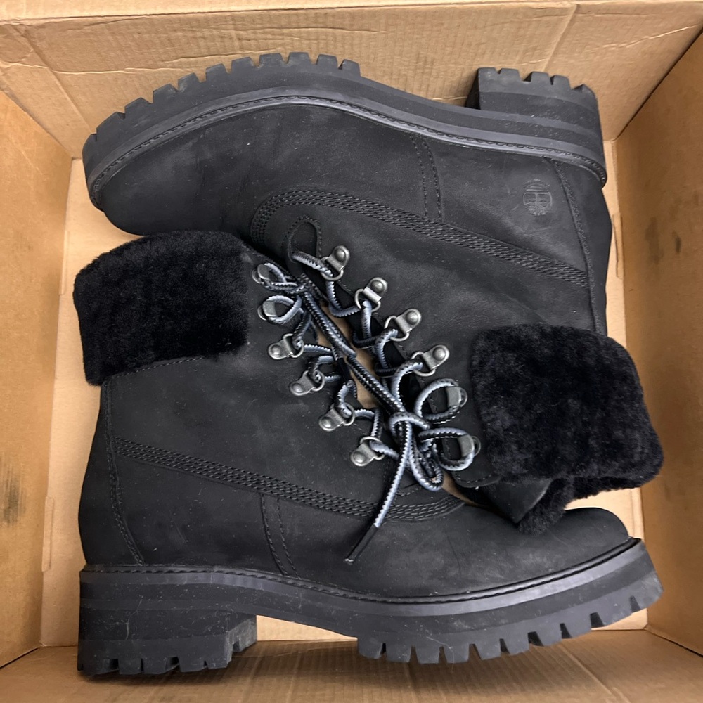 Women's Timberland Courmayeur Valley Shearling Boots
